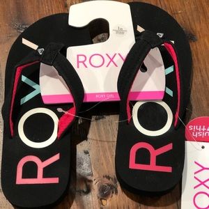 Roxy girls flip flops